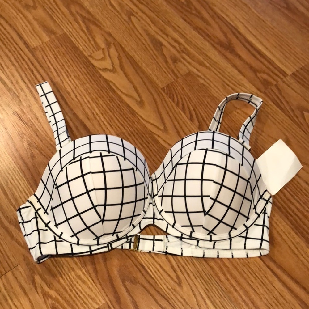 Gabi Fresh Bikini Top NWOT